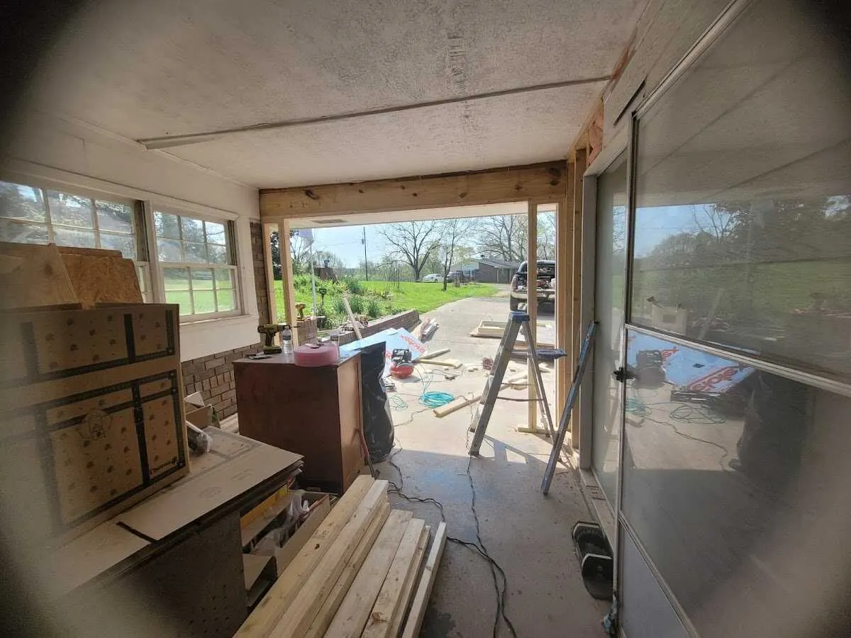 Air movers and dehumidifier for Drying & Dehumidification in Kingsland